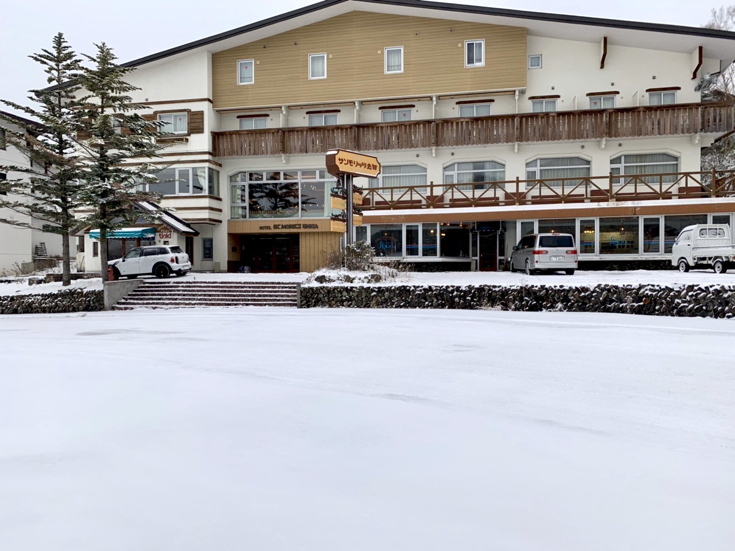 外観：雪