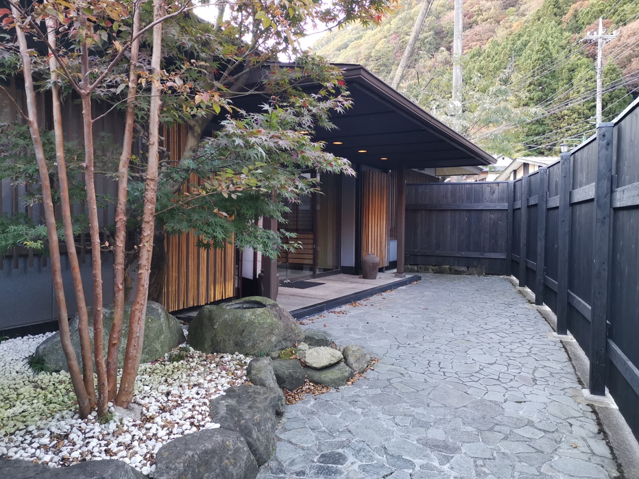 旅館入口