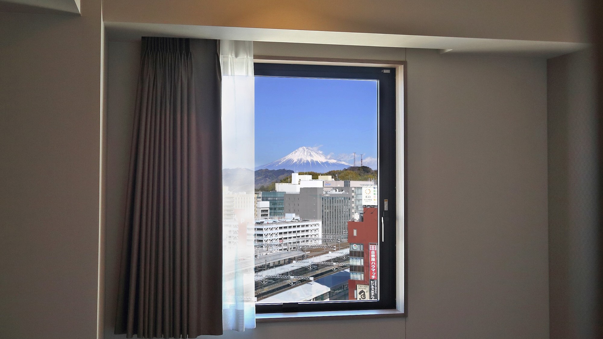 客室からの景色※富士山は時間帯 ・天候によってご覧いただけない場合があります。