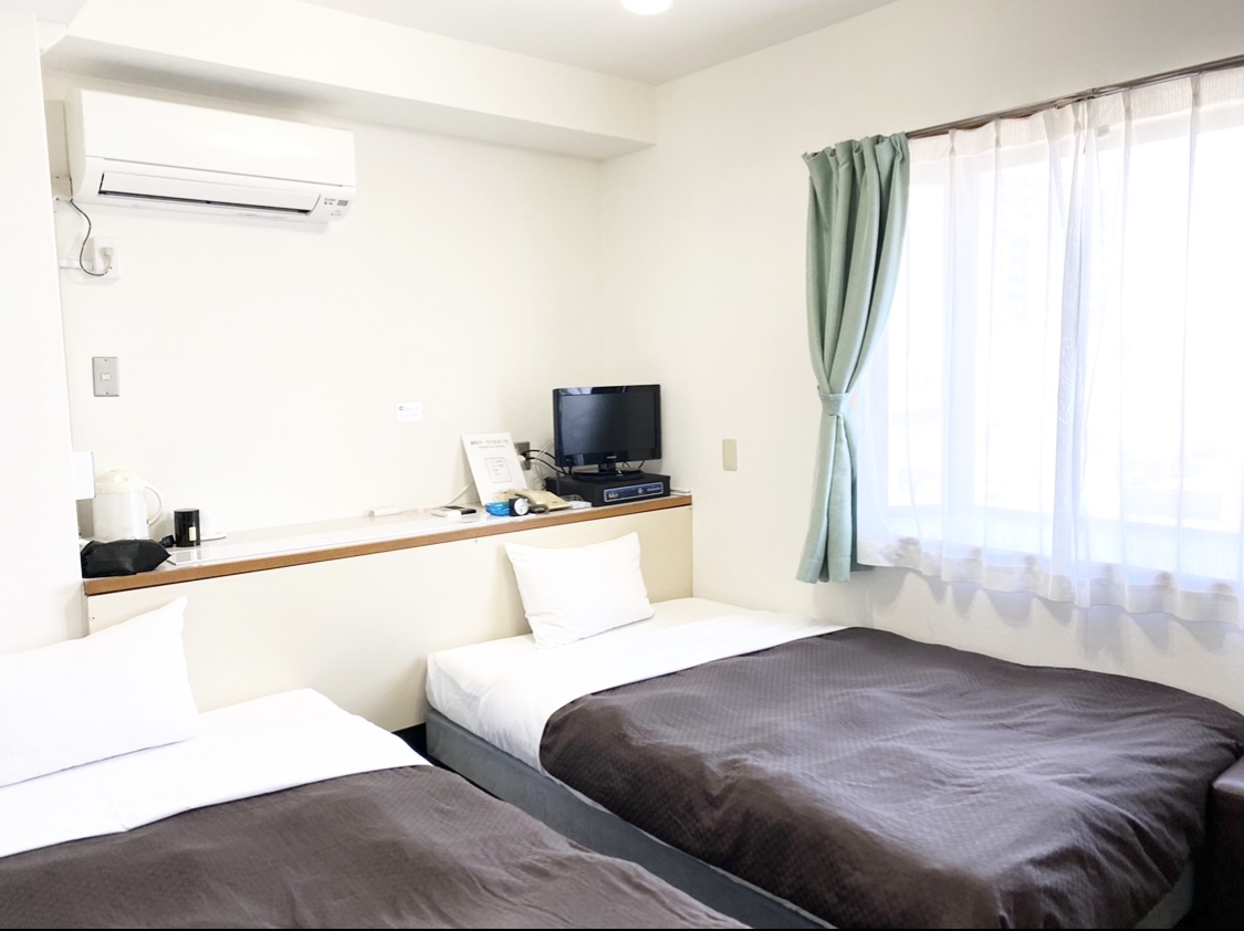 Kakegawa Terminal Hotel Ideally located in the Kakegawa area, Kakegawa Terminal Hotel promises a relaxing and wonderful visit. The property offers a high standard of service and amenities to suit the individual needs of all 