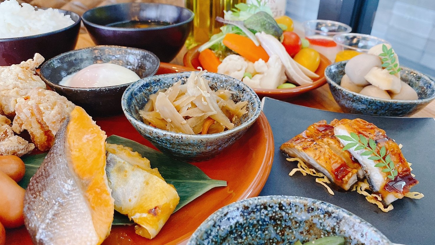 朝食ビュッフェ