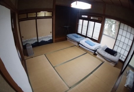 館内