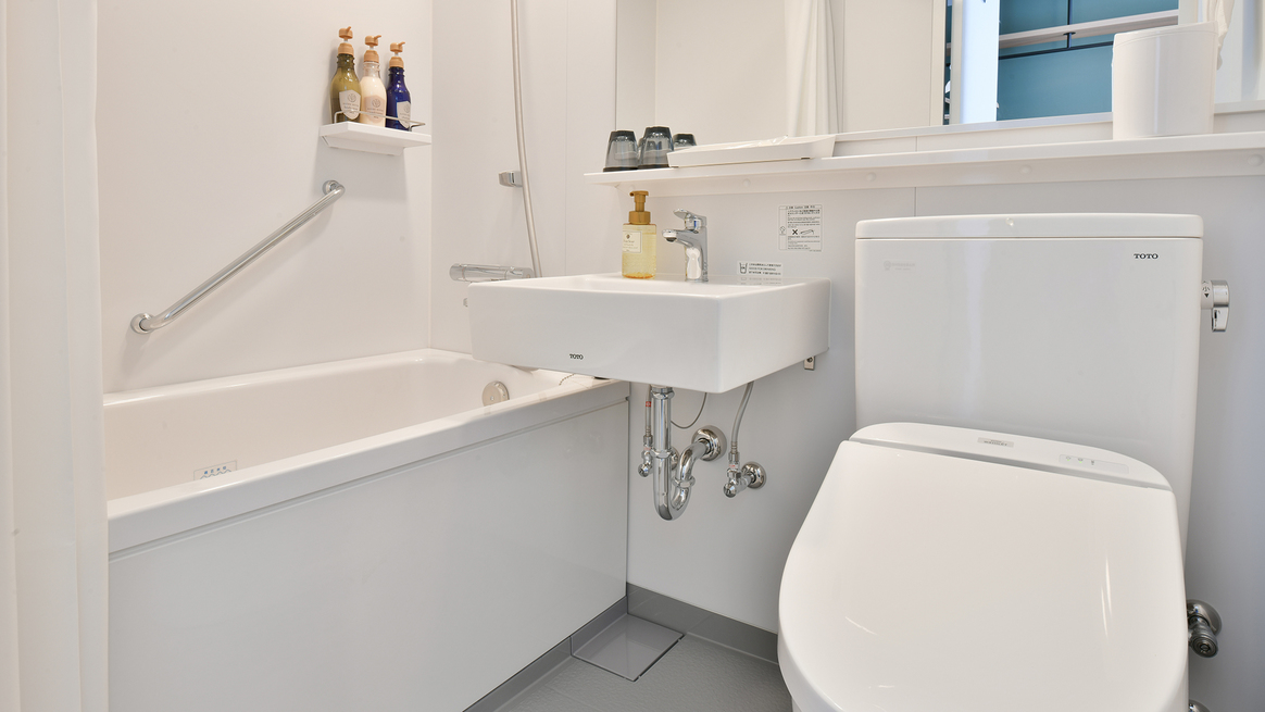 スタンダードダブル広々したお風呂で日頃の疲れを癒していただけます。