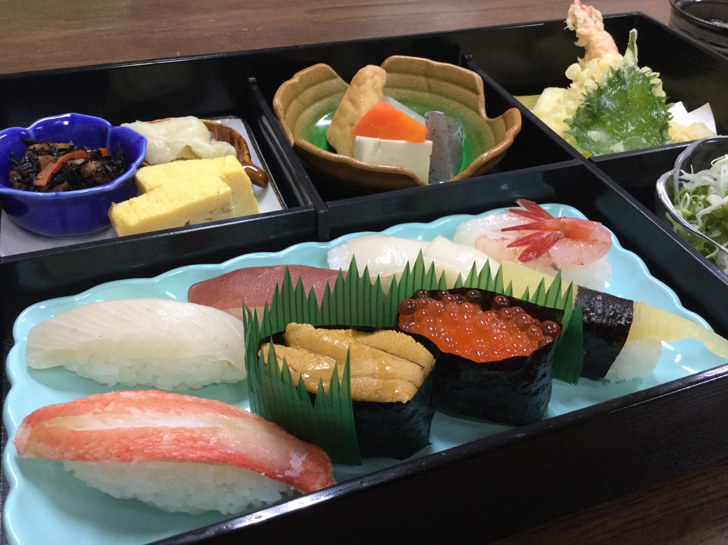 寿司セット菊
