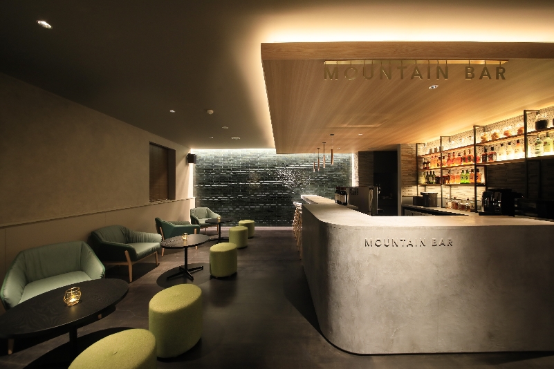 ラウンジ／カフェ・バー