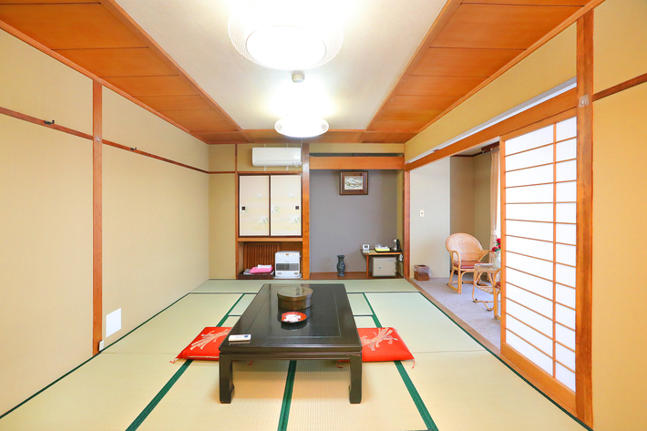305部屋