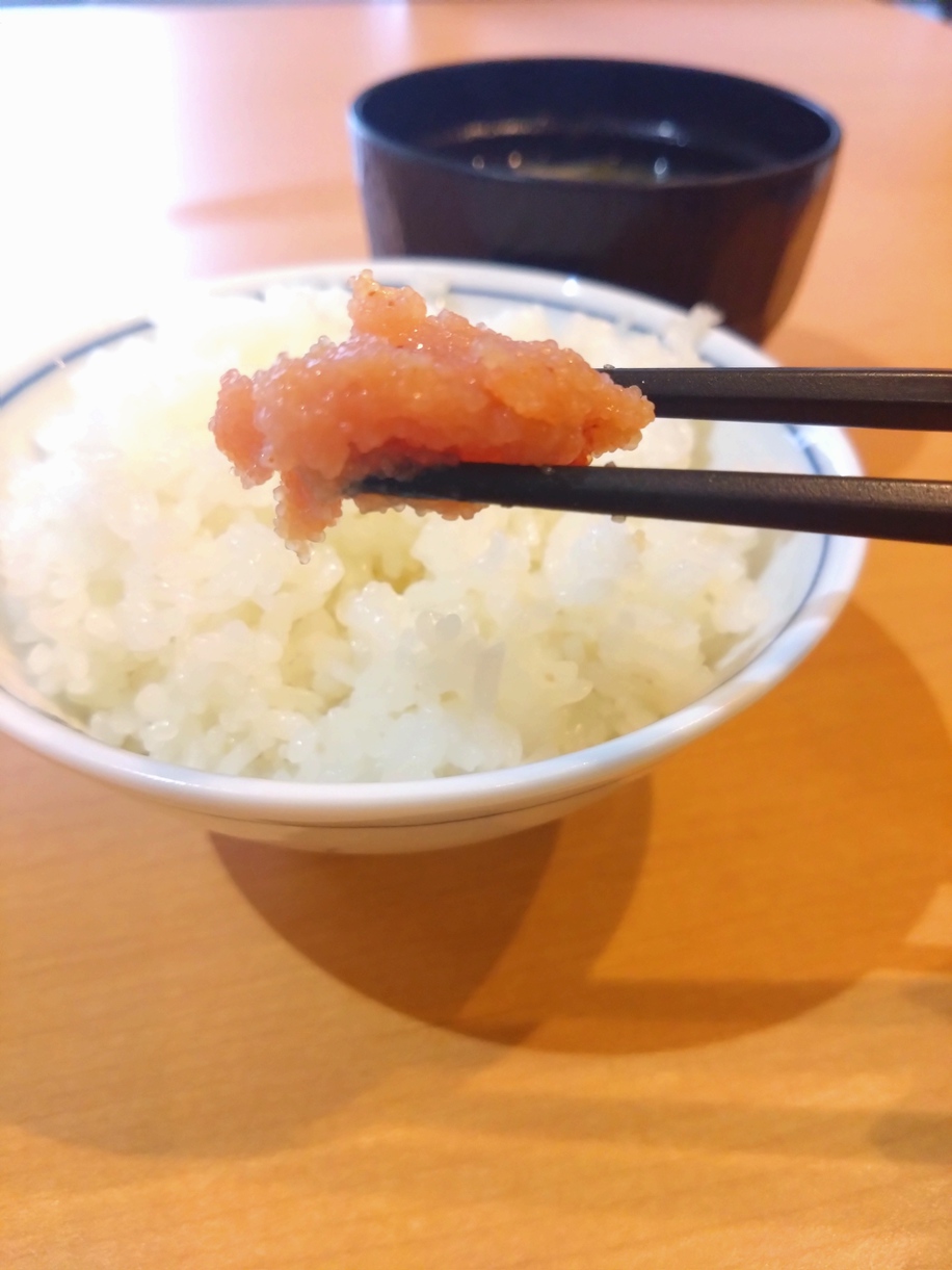 朝食〜福岡のご当地メニューは明太子♪