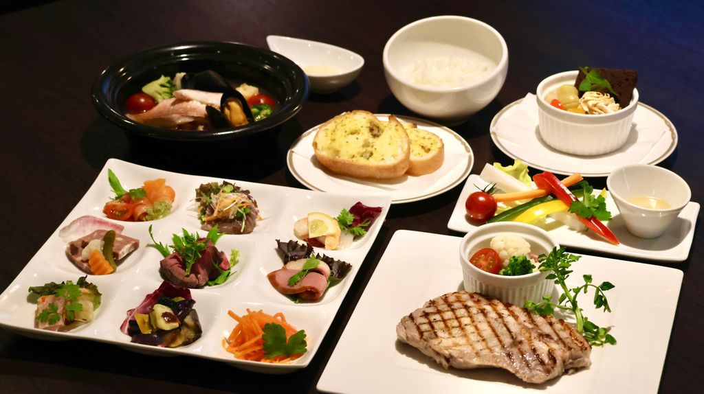 【お部屋食】〜蓼科の「星」〜当館基本的なお食事。迷ったらこちらをご予約ください