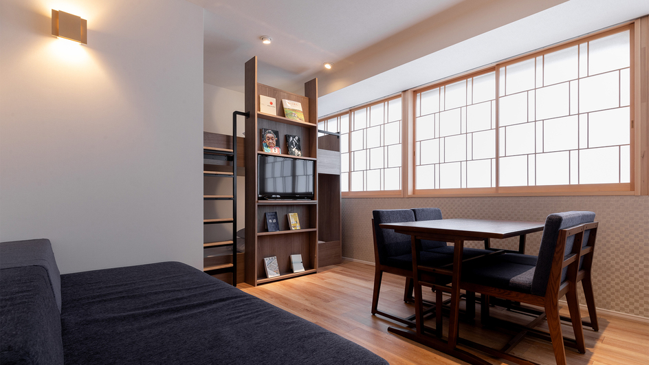 Japanese Modern Room (40㎡・シングルベッド2台、2段ベッド）