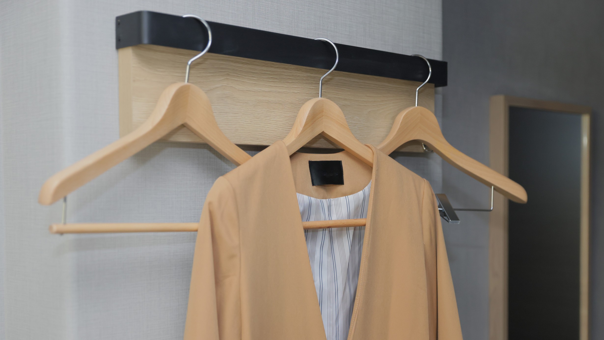 大切なお洋服もシワになりません♪