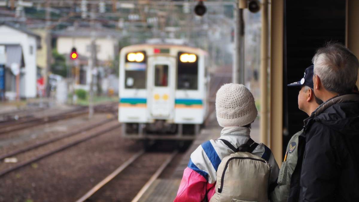 【肥薩おれんじ鉄道・八代駅】当館から徒歩約15分