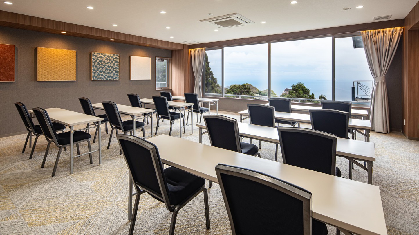 【カンファレンスルームB】