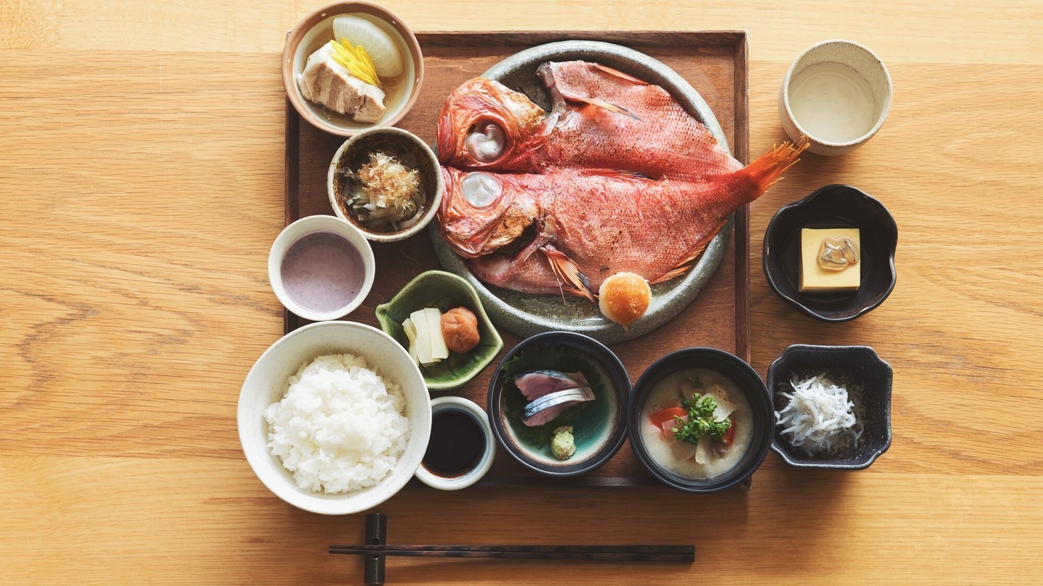 【お食事処／朝食一例】1日のはじまりに、身体を整える薬膳の朝食をお召し上がりください。