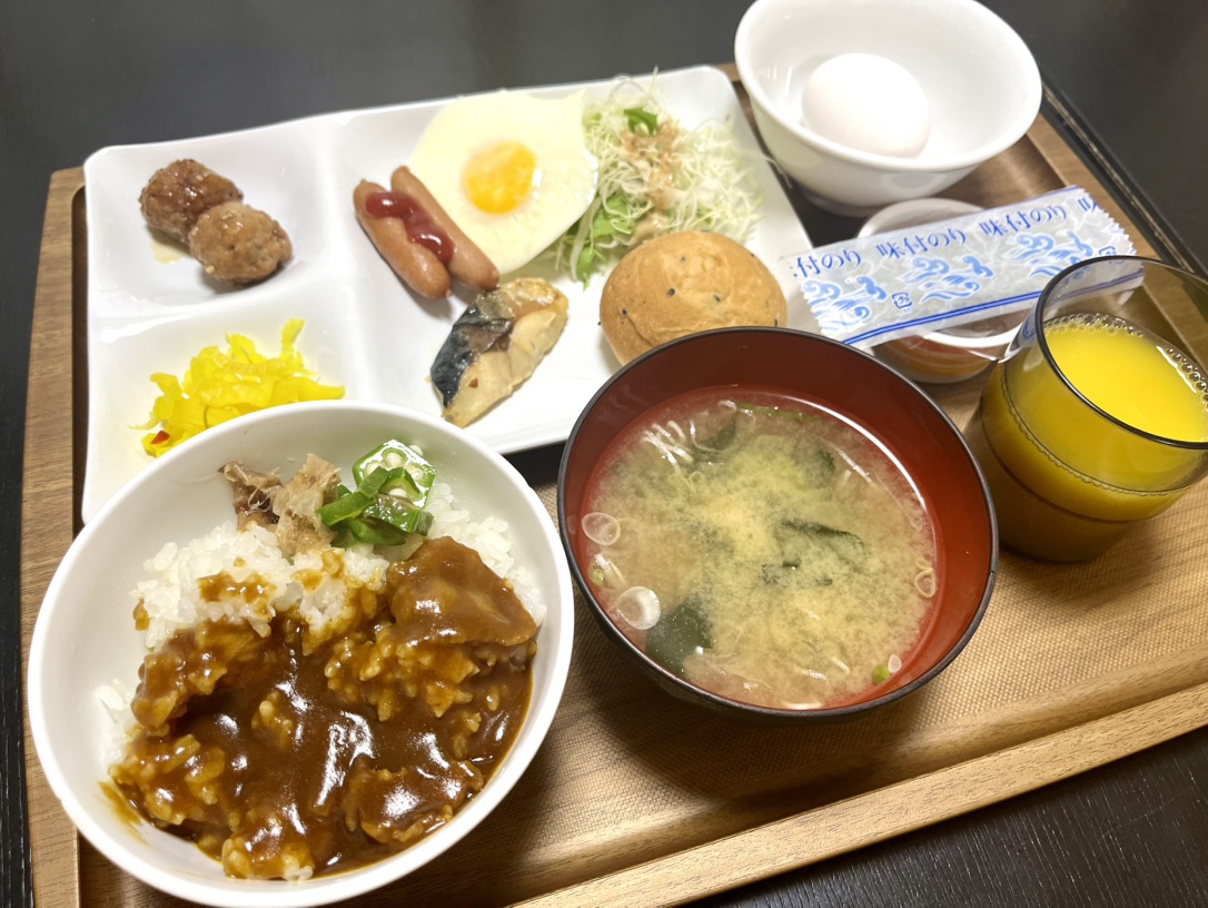 朝食バイキング（無料サービス）
