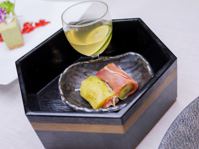 【夕食】5周年記念・和洋折衷特別コース※イメージ