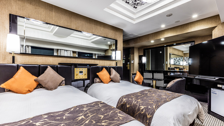 デラックスツインルーム【本館最上階20階】広さ22㎡／ベッド2台（ベッド幅120cm）