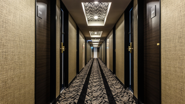 本館の廊下は屋内廊下です