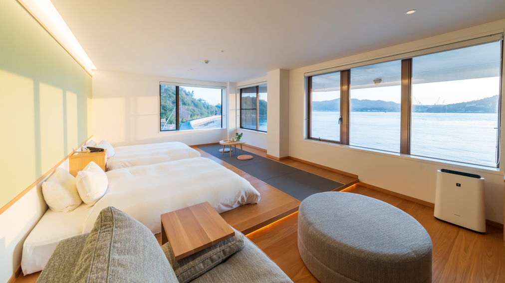 ジュニアスイートで唯一、二方向から海を眺望できるお部屋（ジュニアスイートD）