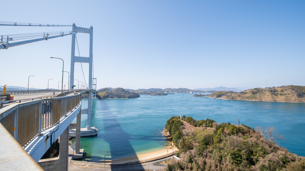 来島海峡大橋は、徒歩でも自転車でも渡ることが可能です