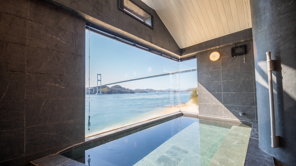 ＜展望風呂営業時間＞15:00〜23:50 / 6:00〜9:50