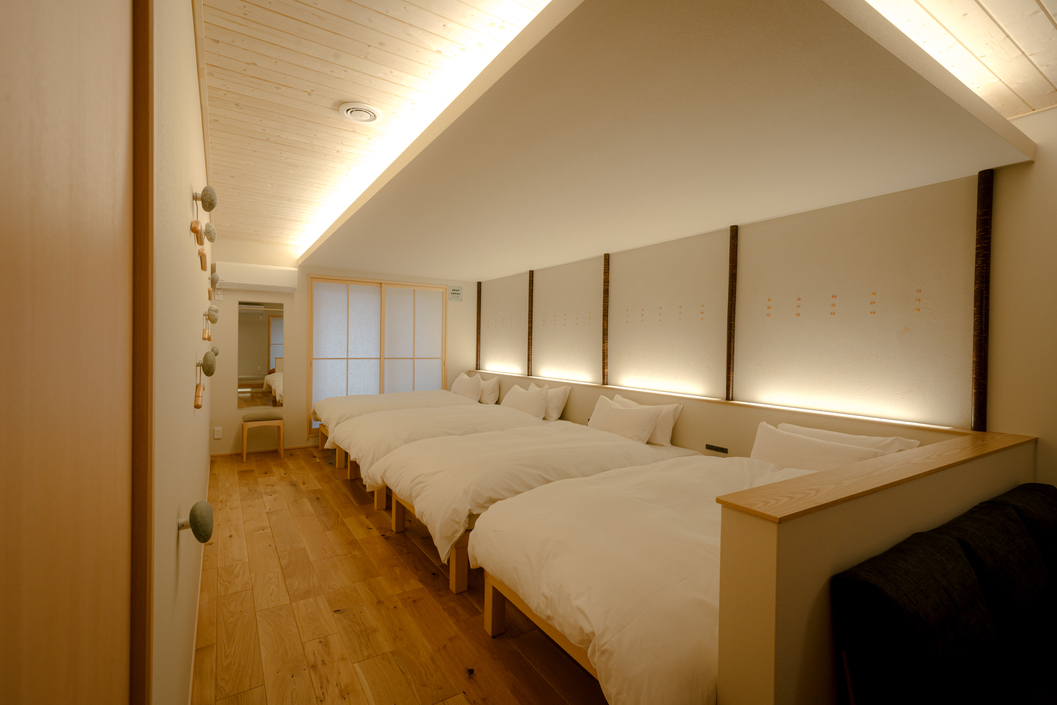デラックス6人部屋