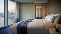スイートルーム★シグニエル釜山の贅沢なサービスを満喫！客室内で海雲台ビーチを楽しめるオーシャンビュ♪