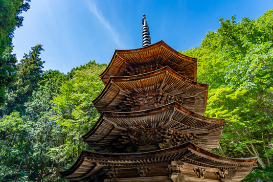 安楽寺（八角三重塔）