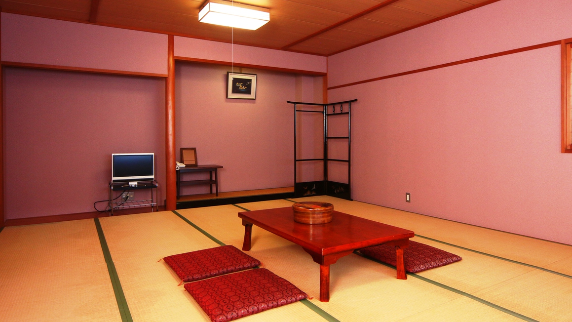 和室「夕映」15畳の悠々とした広さの部屋で1日の疲れを癒してください。