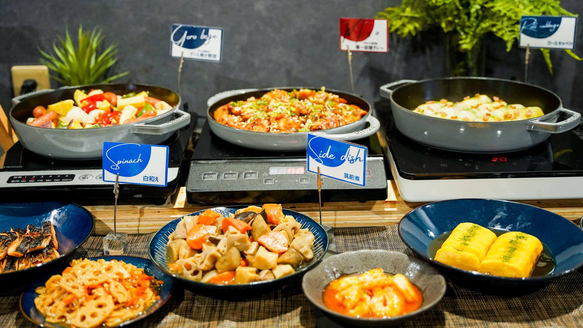 朝食バイキング