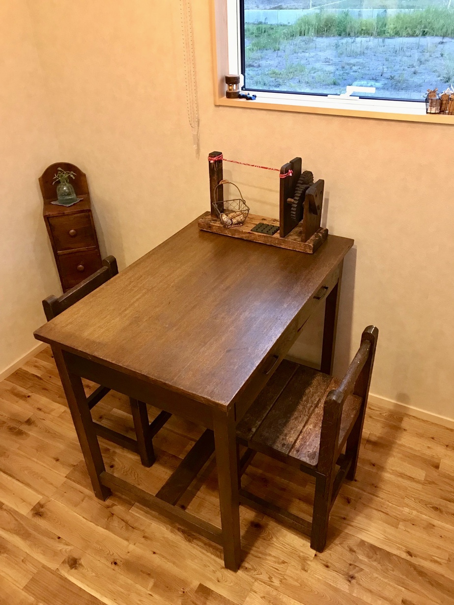 別室テーブル