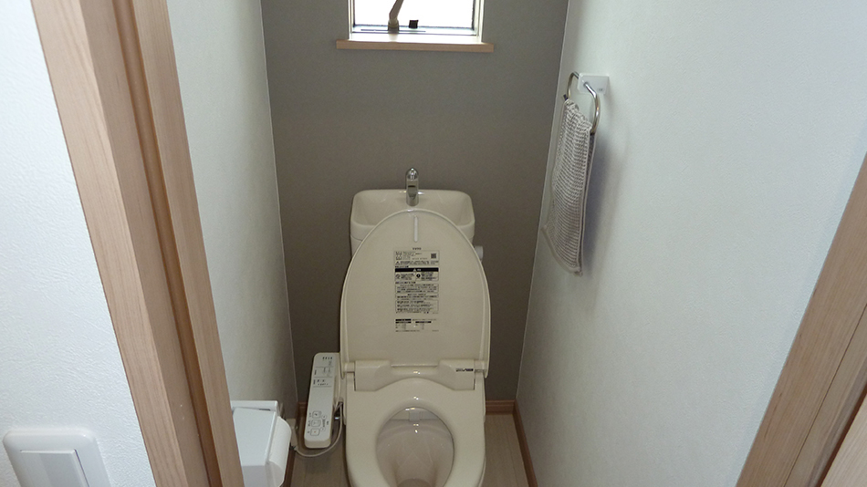 トイレA