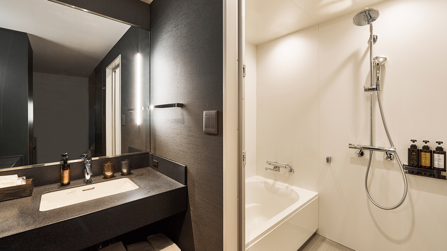 エッセンシャル ダブル（24〜26平米）洗い場付バスルーム〜バスルームイメージ〜