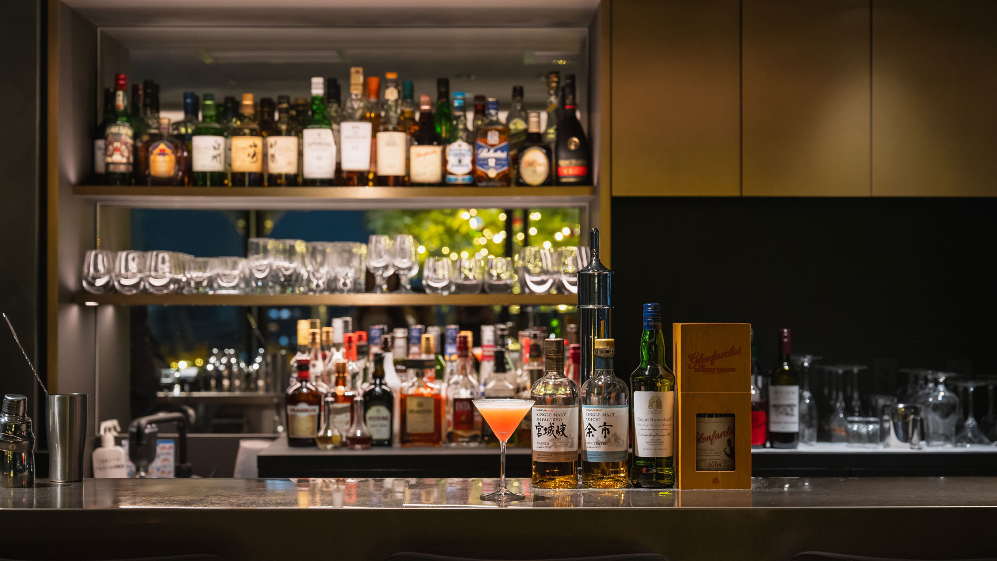 テラス & ラウンジ（9F）こじんまりとしたご宿泊者様専用のラウンジ。