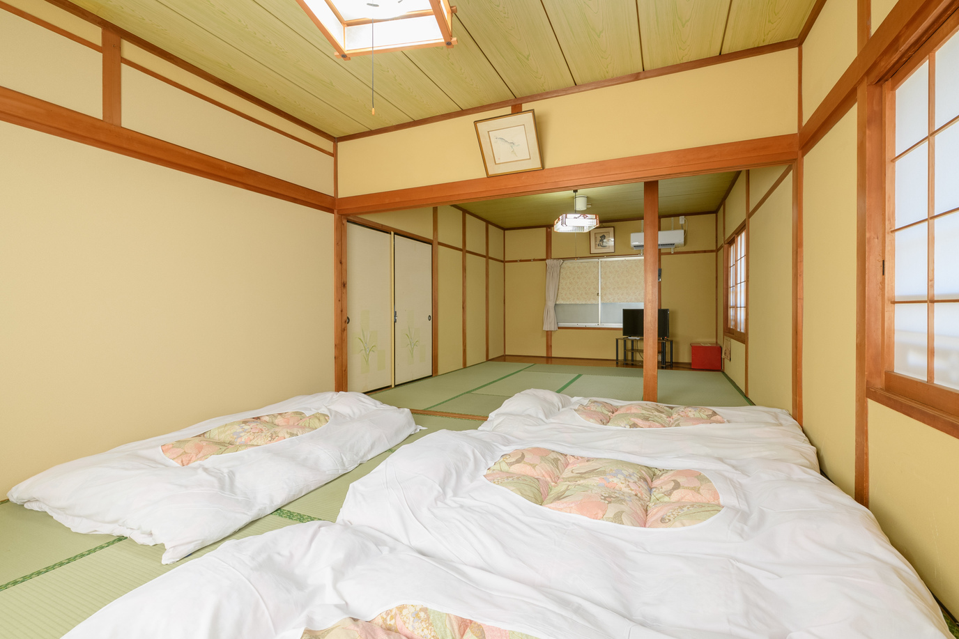禁煙・和室八人部屋