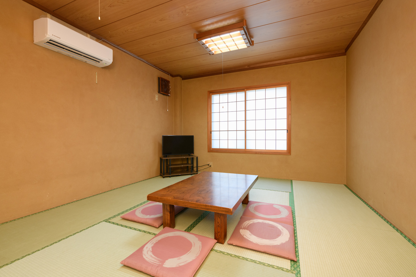禁煙・和室五人部屋