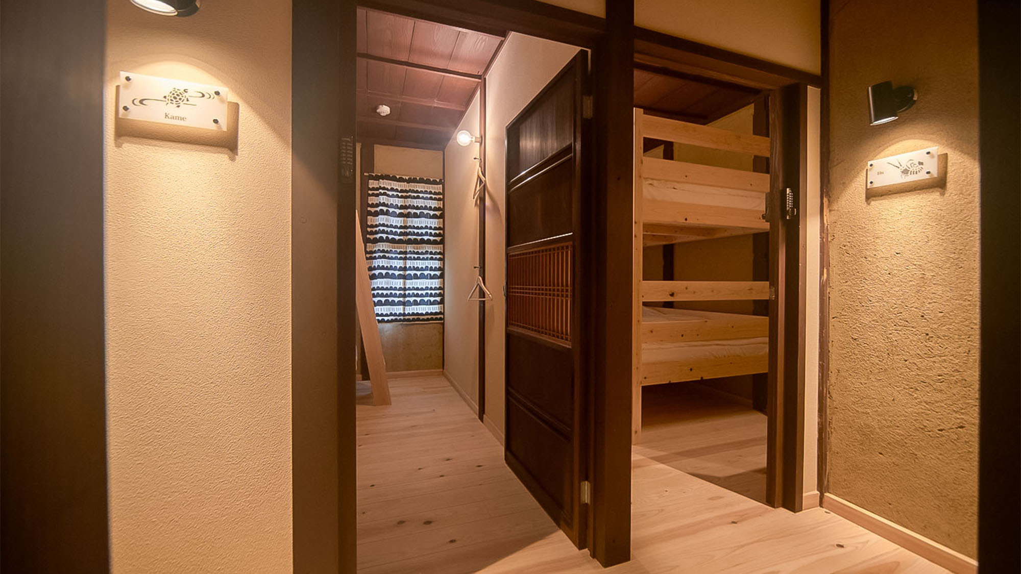 ・セミダブル2段ベッドのお部屋は2部屋あります
