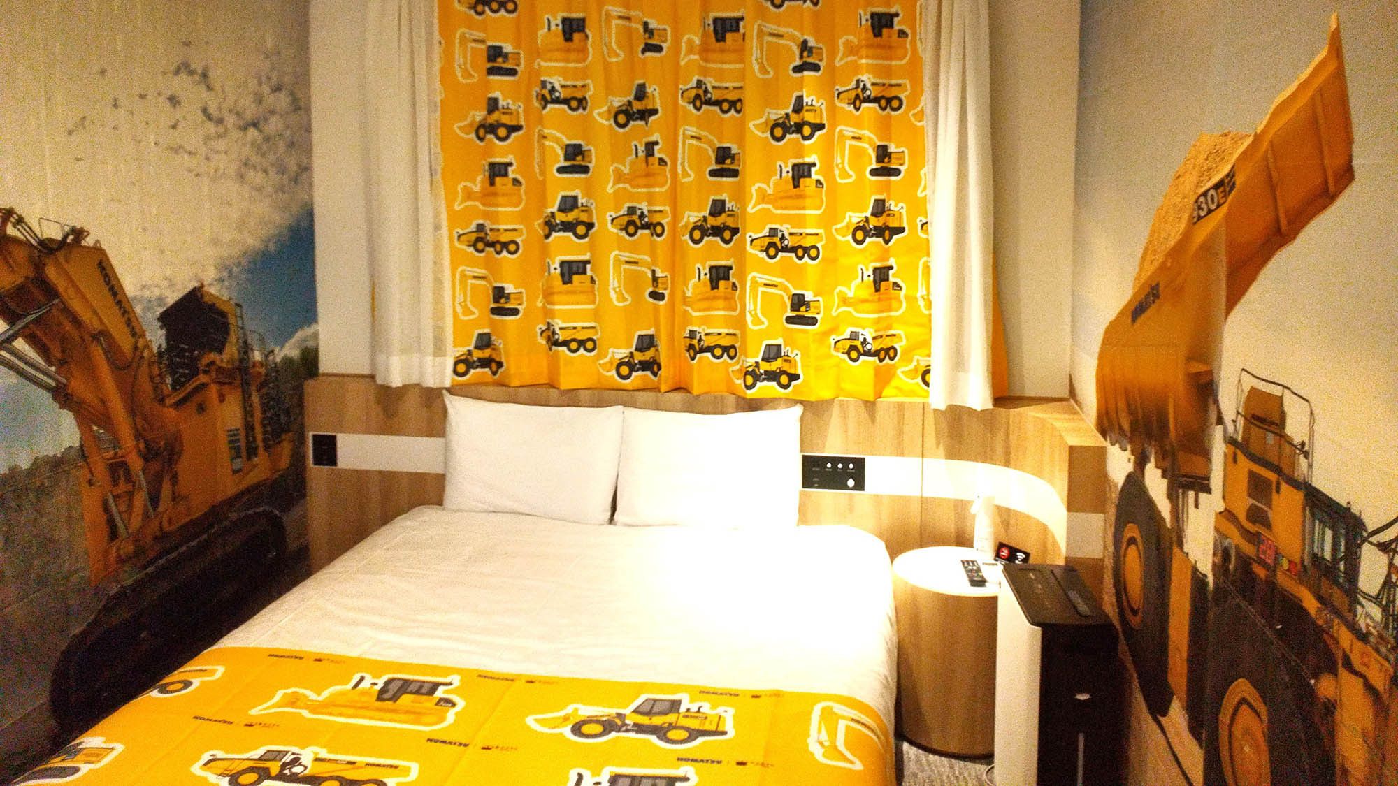 【けんきルーム】お部屋に建設・鉱山機械がデザインされた【けんきルーム】に泊まろう！＜食事なし＞