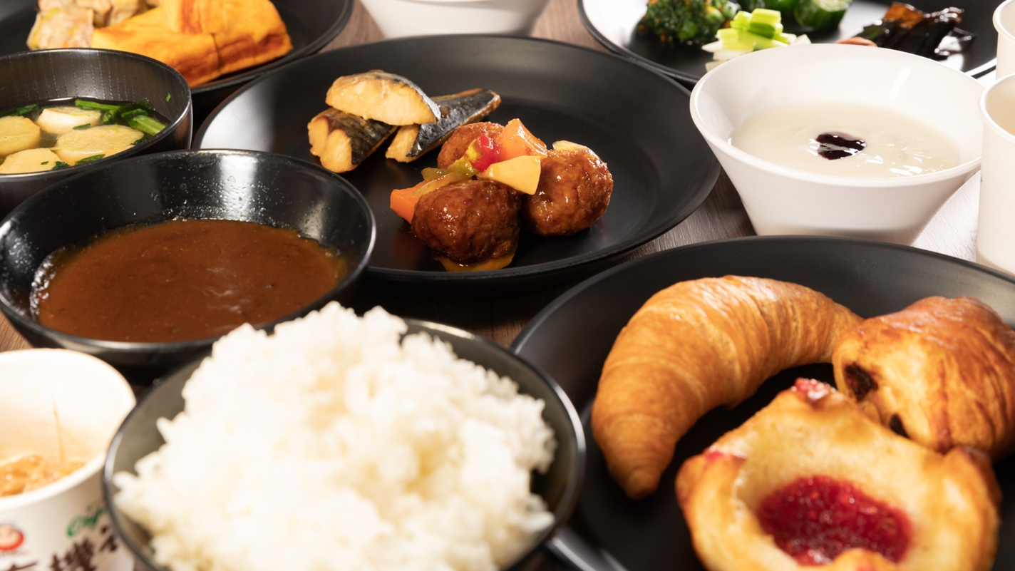 盛りだくさんのおかずで大満足