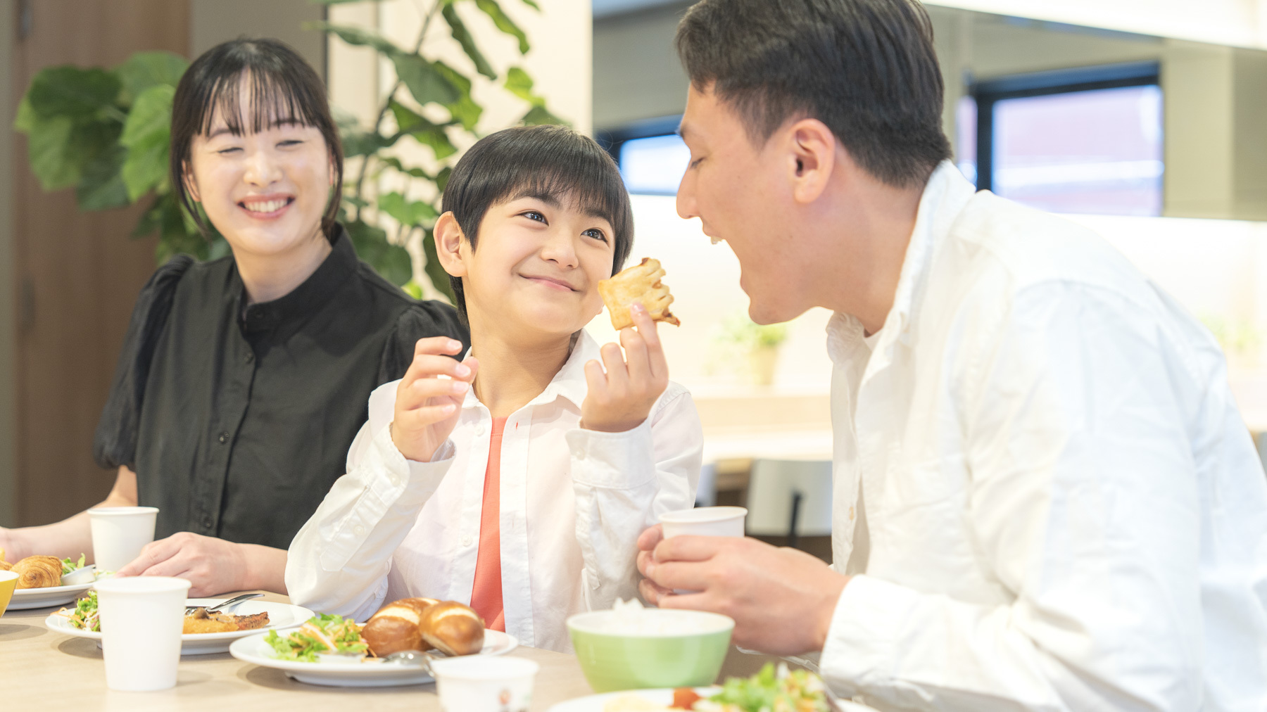 楽しいお食事で元気チャージ！