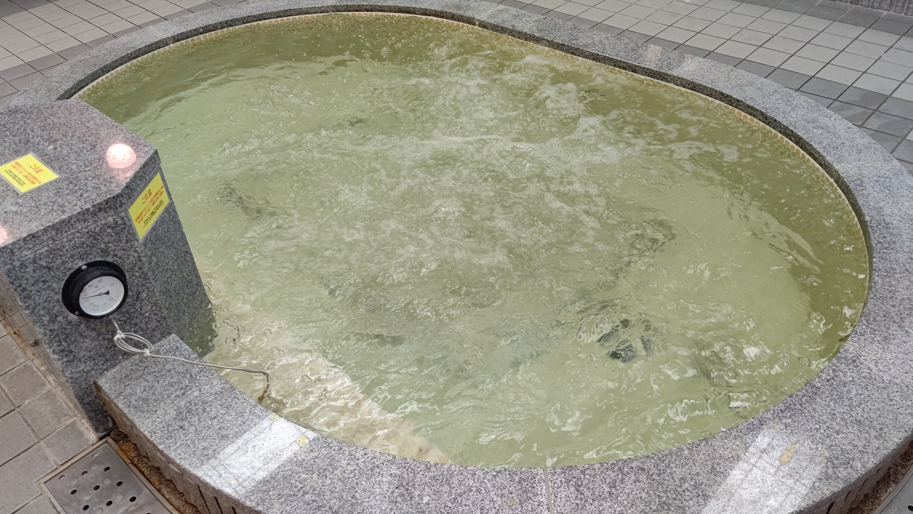 上諏訪温泉かけ流しです