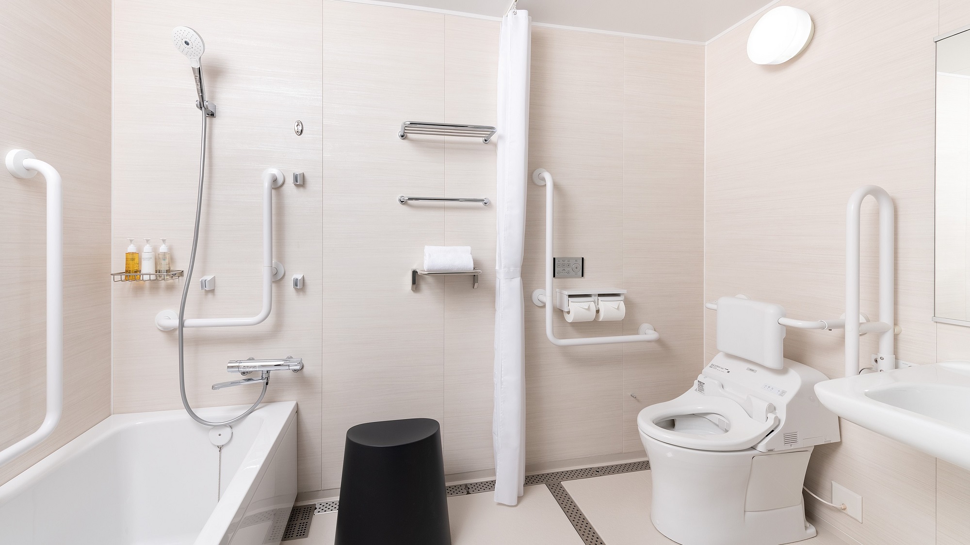 【ユニバーサルダブル】バスルーム