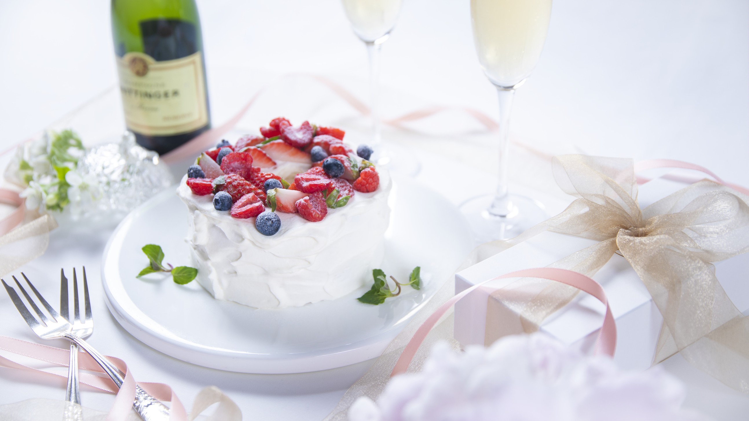 バースデーケーキイメージ