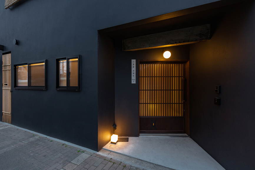 八重家河原町外観