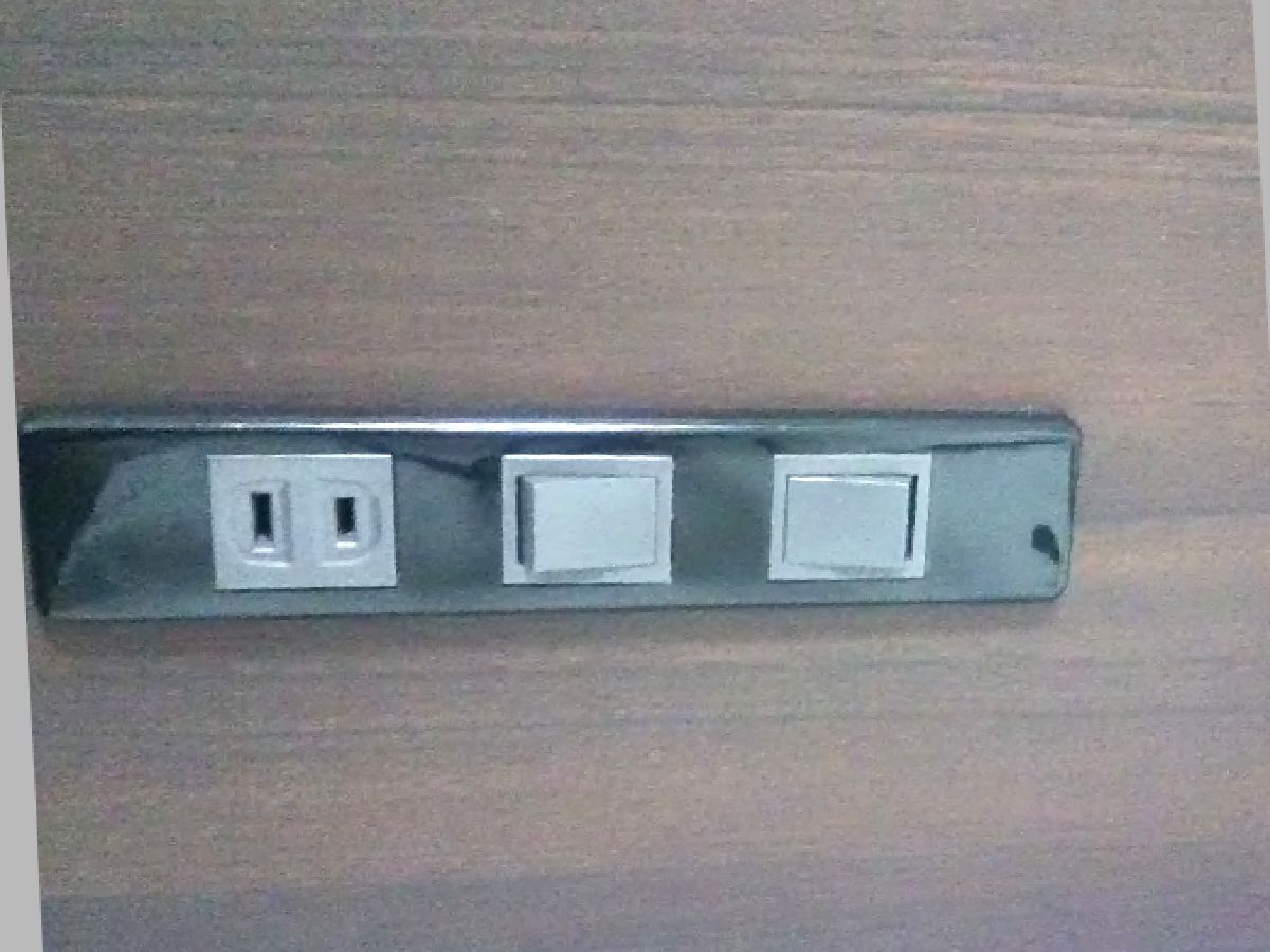 ベットサイドコントロール入口照明室内照明コンセント