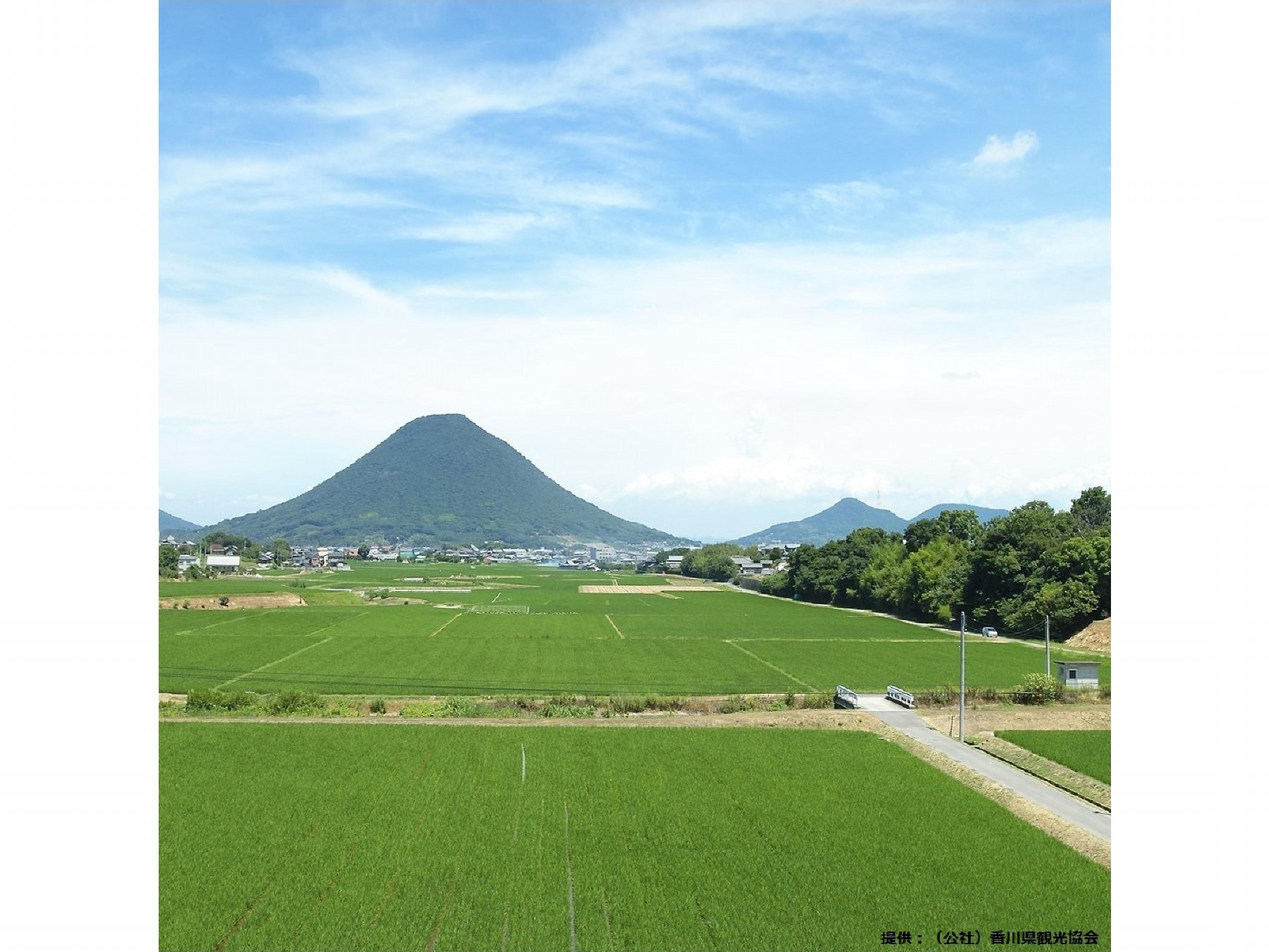 讃岐富士車で約40分