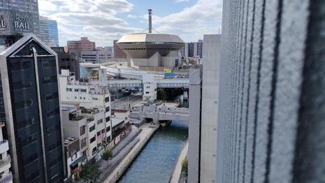道頓堀を見下ろす客室（リバービュー）
