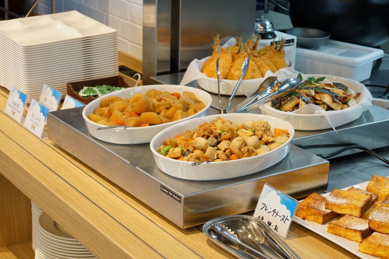 朝食ビュッフェ