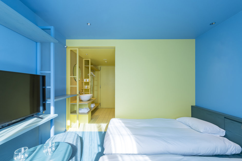 Standard Room A（ライトブルー）