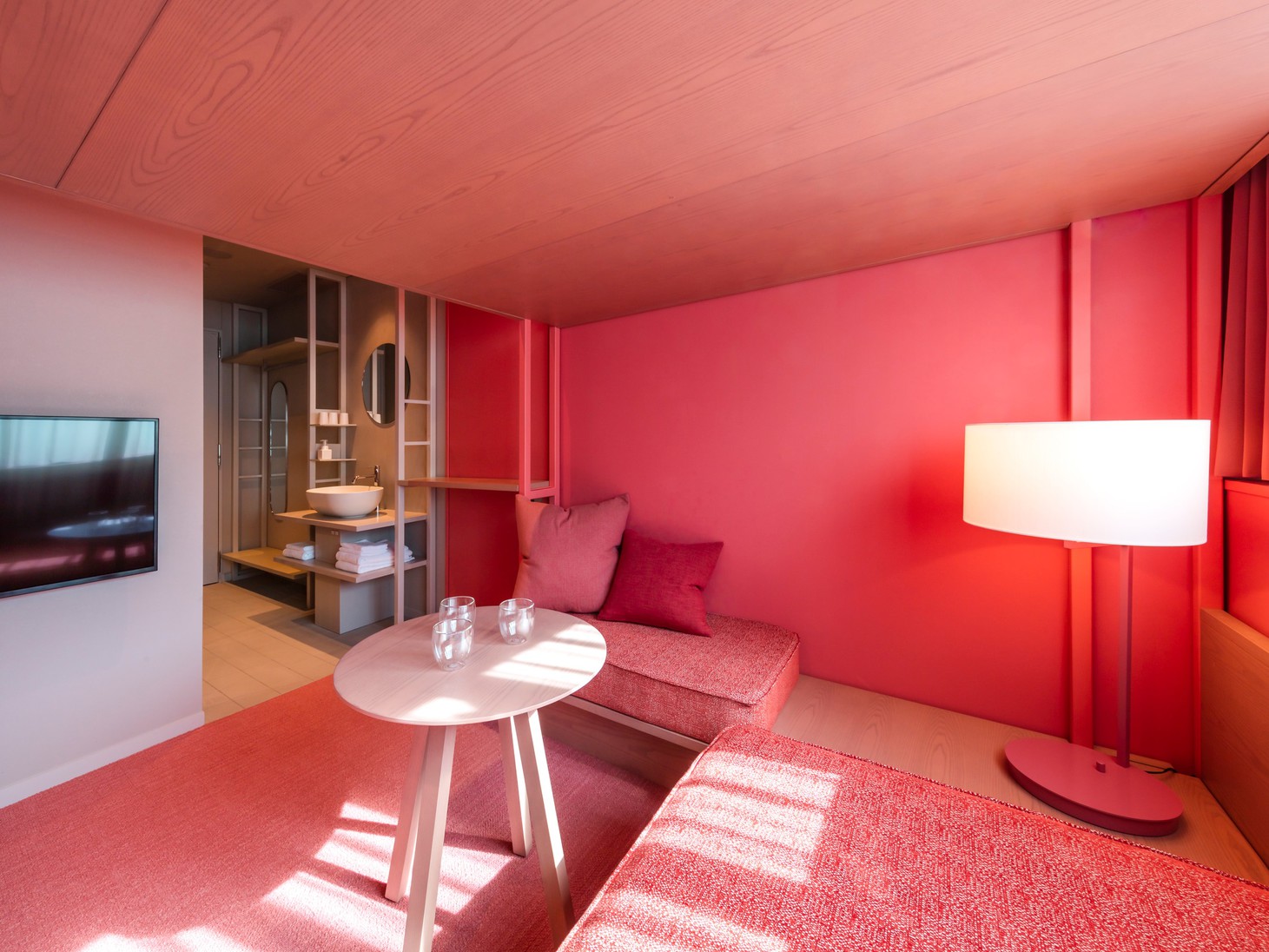 Loft Room A（ピンク）