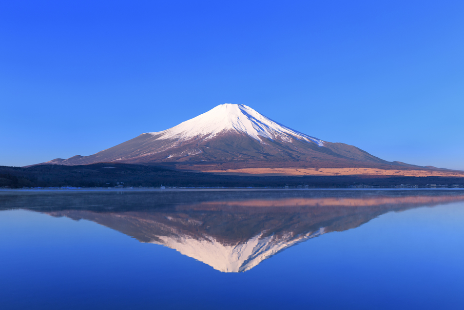 山中湖_快晴輝く逆さ富士